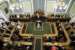 Исландия судит виновников кризиса Исландия судит виновников кризиса